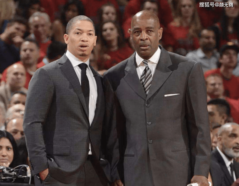 乐鱼LEYU国际比赛日欧超杯传出新动向，洛杉矶快船队长鼓劲，管理层表态——信心回归，赛季目标并未改变的简单介绍